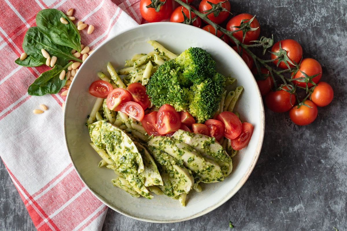 Pesto Chicken Pasta - Phosh Food